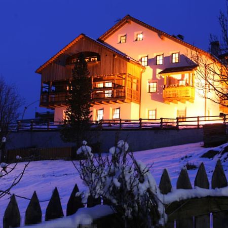 Dolomites Apartments Ciasa Vally Сан-Кассіано Екстер'єр фото