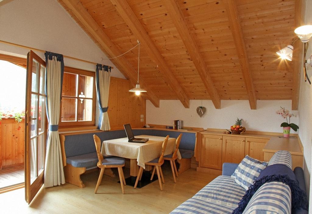 Dolomites Apartments Ciasa Vally Сан-Кассіано Екстер'єр фото